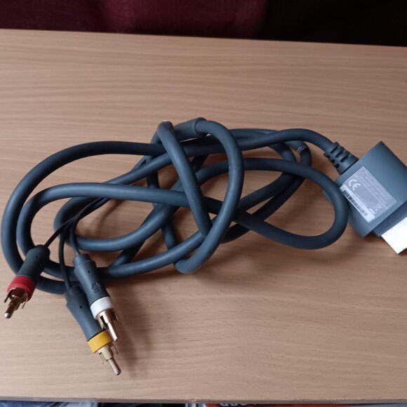 Genuine OEM Original Microsoft Black or Gray XBOX 360 AV RCA Video Cable Cord - Picture 2 of 2
